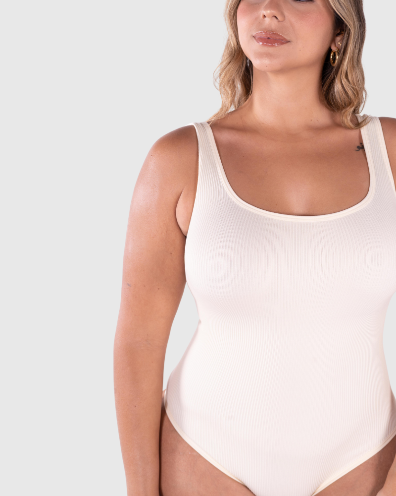 Body Acanalado con Escote Cuadrado