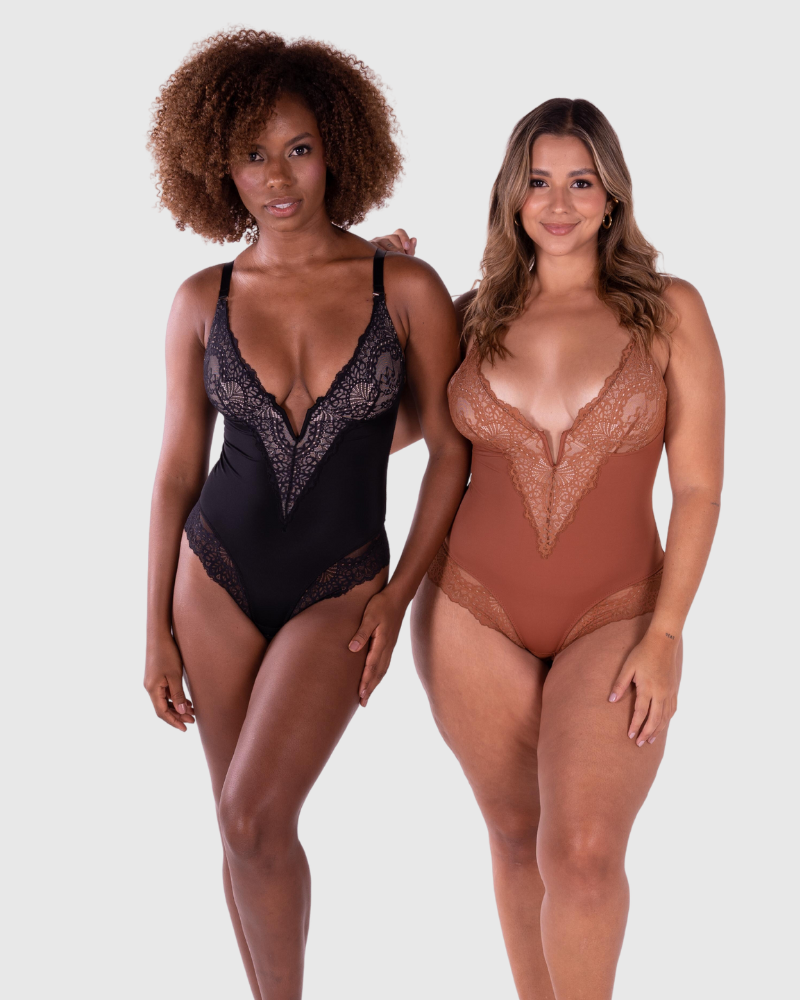 Body con Escote en V Profundo