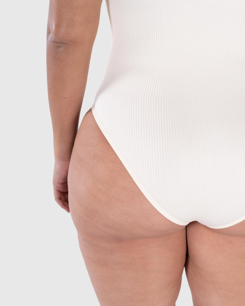 Body Acanalado con Escote Cuadrado